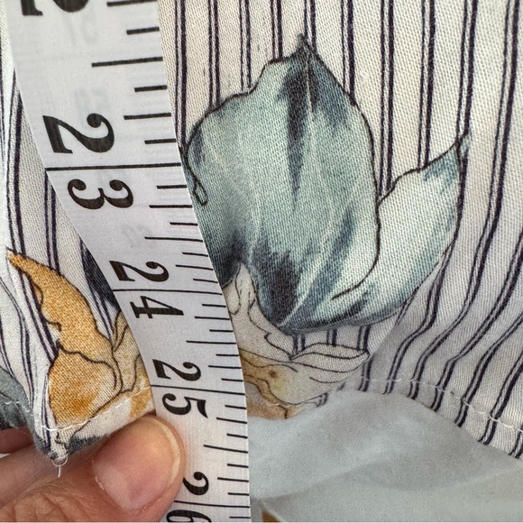 Tribal Jeans Boho Print Long Sleeve Blouse Floral & Stripes VNeck M - Picture 9 of 9